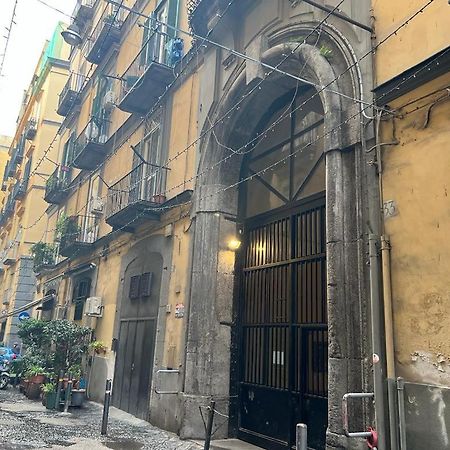 La Chicca Appartamento Intero Nei Quartieri Spagnoli Napoli Esterno foto