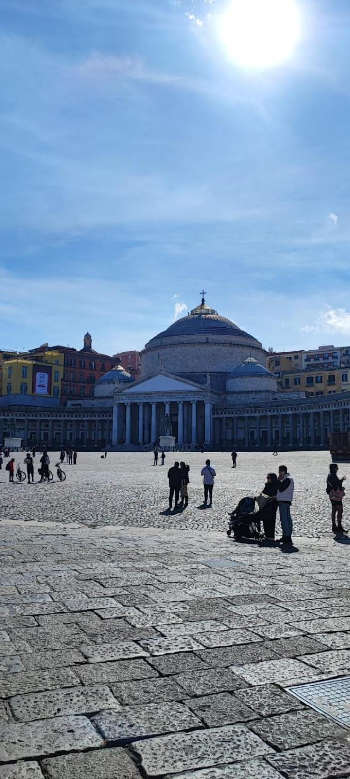 La Chicca Appartamento Intero Nei Quartieri Spagnoli Napoli Esterno foto