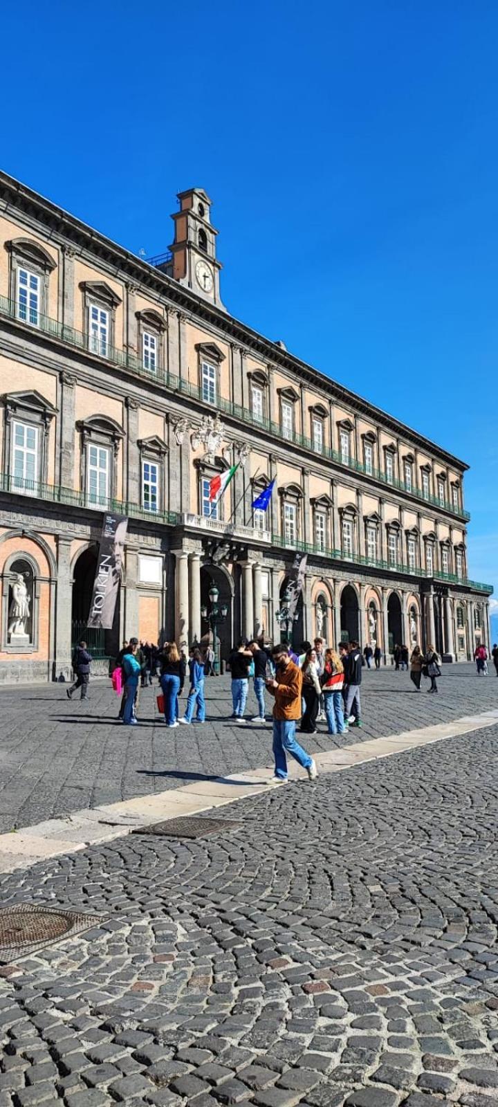 La Chicca Appartamento Intero Nei Quartieri Spagnoli Napoli Esterno foto